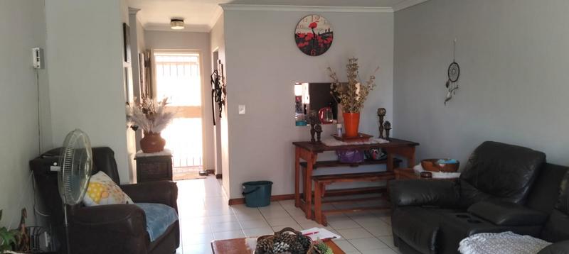 2 Bedroom Property for Sale in Soneike Western Cape